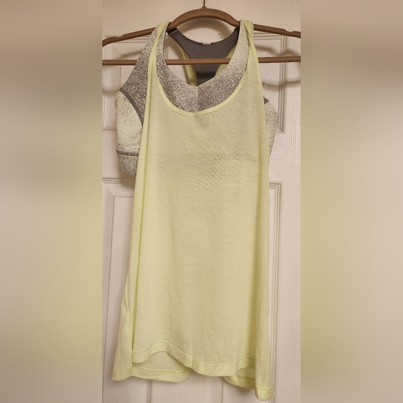 NEW! LULULEMON 2-in-1 tank top with built in sports bra in lemon/ grey in size 4 - Picture 14 of 14